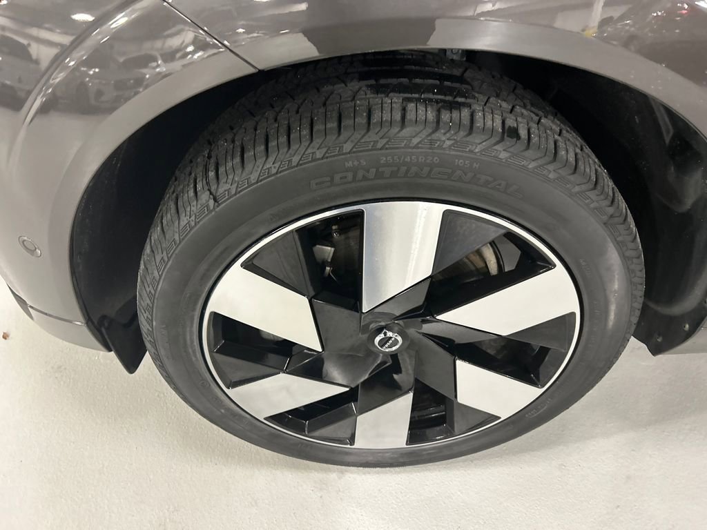 Certified 2023 Volvo XC60 T8 Plus w/ Climate Package image 8