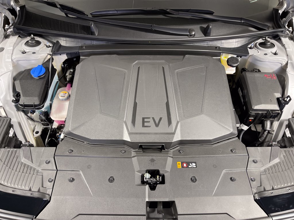 New 2027 Hyundai Ioniq 5 SEL RWD image 9