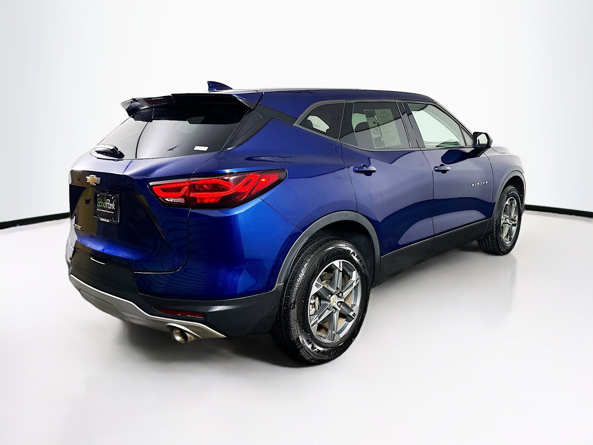 Used 2023 Chevrolet Blazer LT image 9