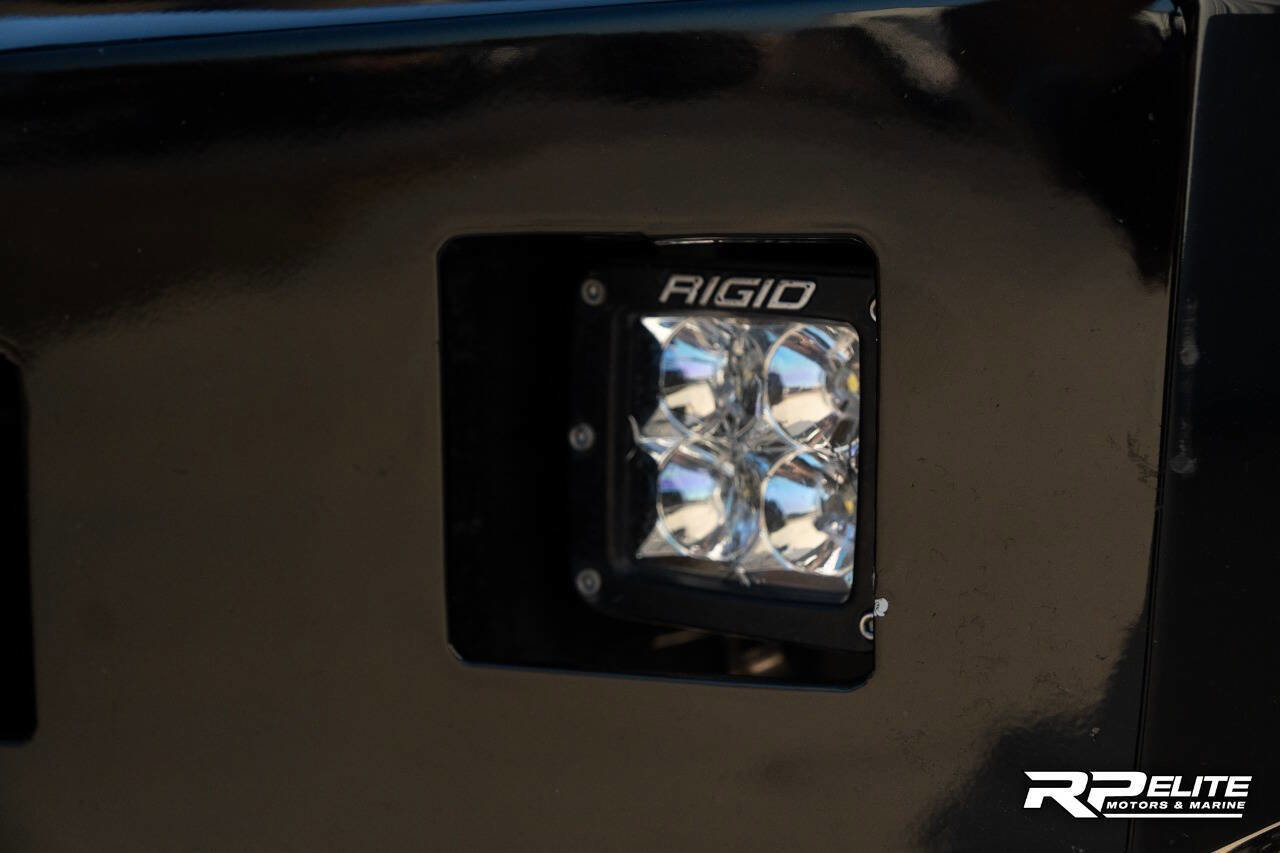 Used 2023 Ford F450 Lariat w/ FX4 Off-Road Package image 18