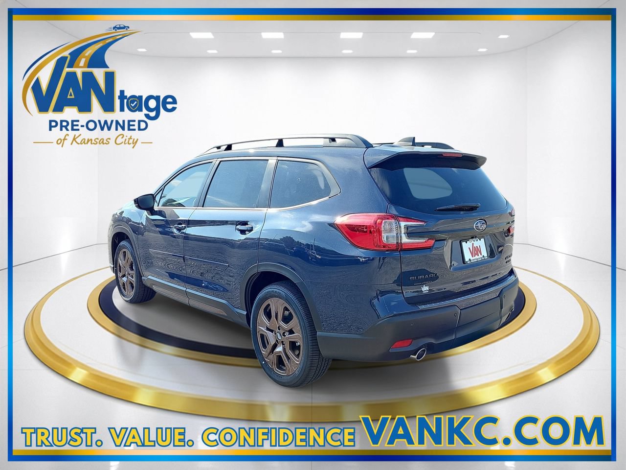 Used 2025 Subaru Ascent Bronze Edition AWD/4WD image 9