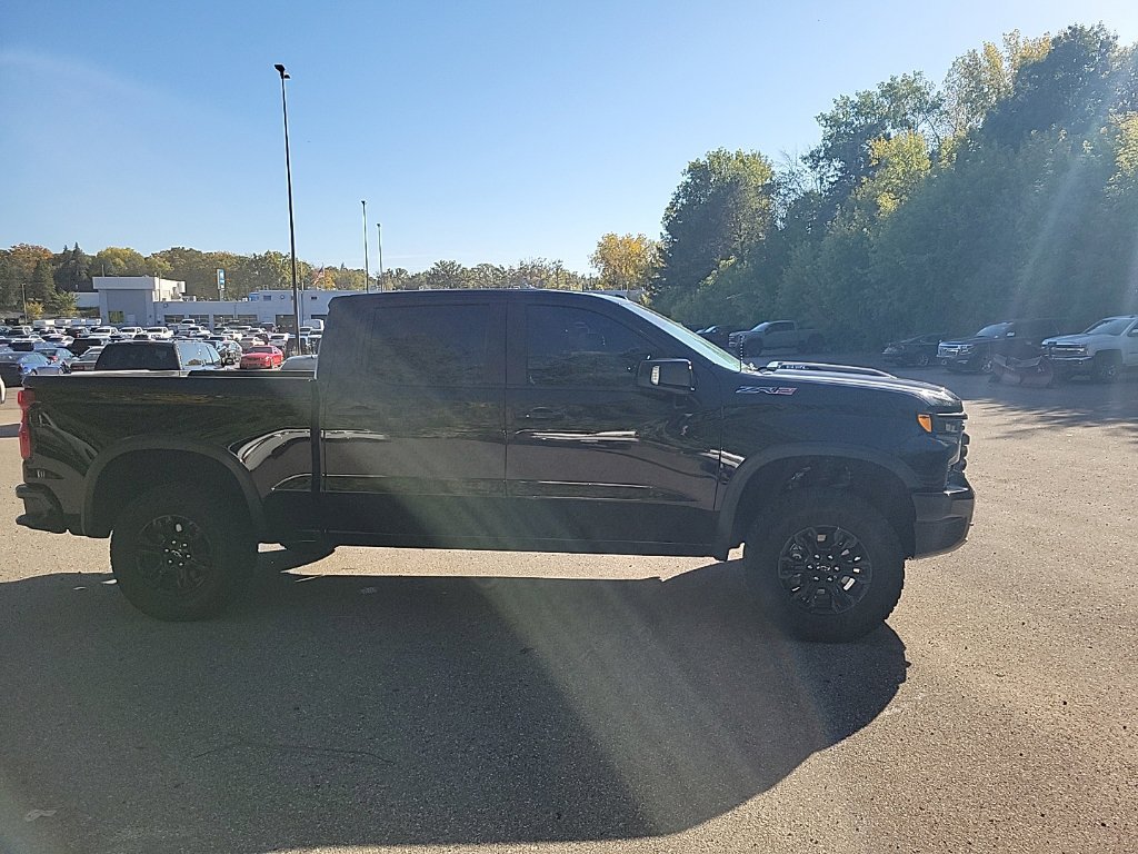 Used 2023 Chevrolet Silverado 1500 ZR2 AWD/4WD image 10