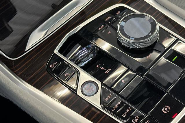 New 2026 BMW X6 xDrive40i w/ Executive Package AWD/4WD image 21