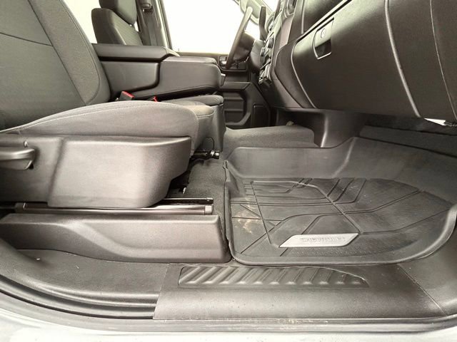 Used 2025 Chevrolet Silverado 1500 Custom image 38