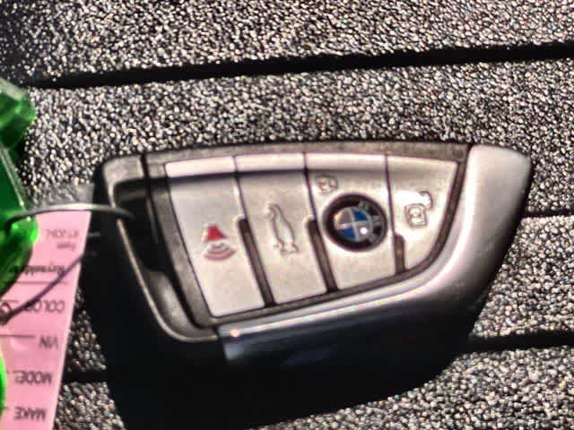 Used 2022 BMW X5 sDrive40i w/ M Sport Package RWD image 21