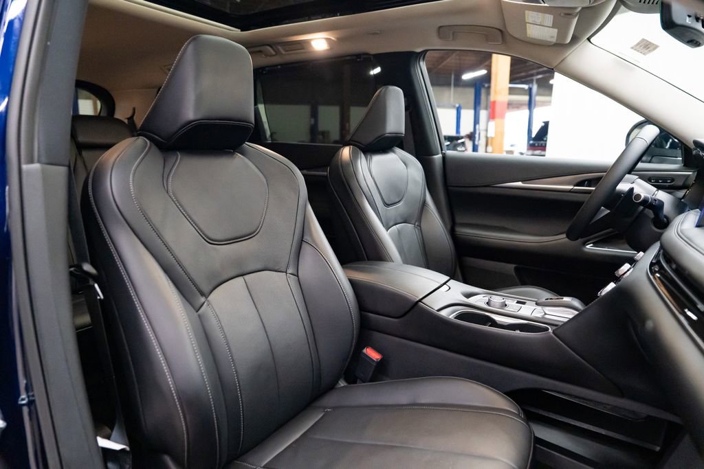 Used 2025 INFINITI QX60 Luxe image 31