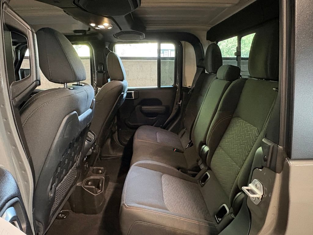 Used 2023 Jeep Gladiator Mojave w/ Cold Weather Group AWD/4WD image 13