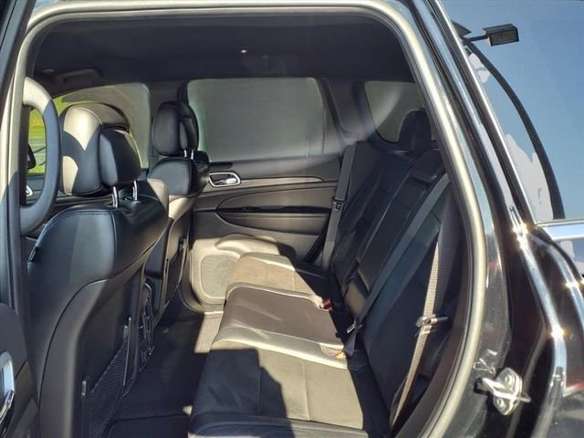 Used 2021 Jeep Grand Cherokee Laredo X image 14