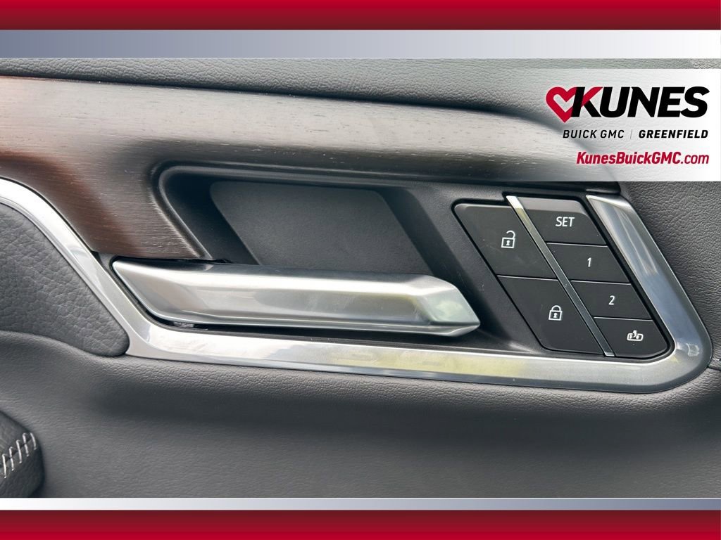 New 2026 GMC Sierra 3500 Denali w/ Denali Reserve Package image 36