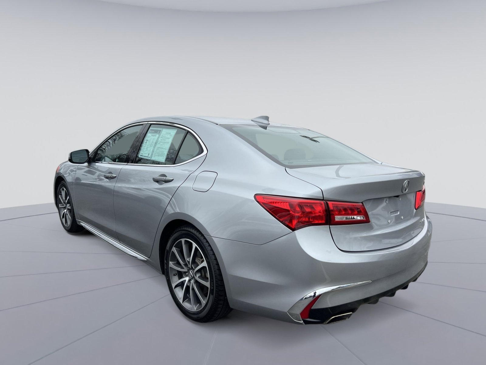 Used 2018 Acura TLX V6 SH-AWD w/ Technology Pkg image 7