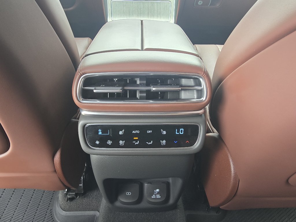 Used 2025 Genesis GV80 3.5T Prestige AWD/4WD image 30
