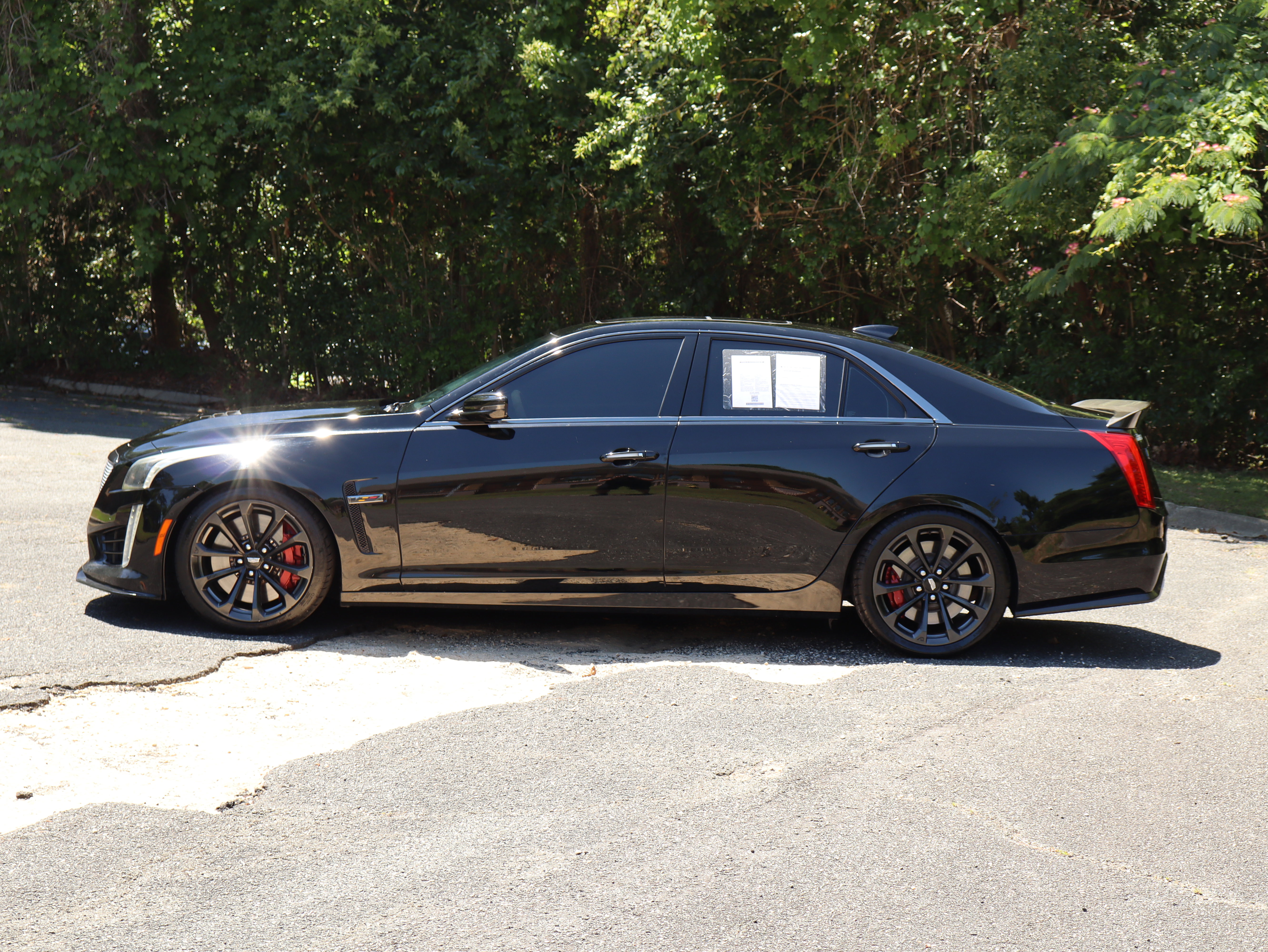 Used 2018 Cadillac CTS V w/ Carbon Fiber Package RWD image 3