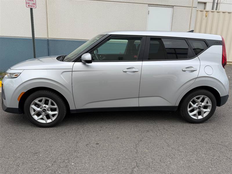 Used 2020 Kia Soul S FWD image 7