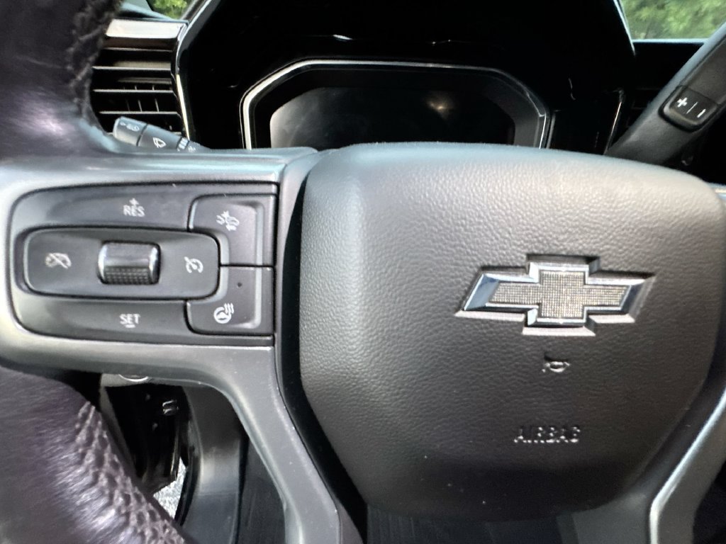 Used 2022 Chevrolet Silverado 1500 RST w/ Z71 Off-Road Package AWD/4WD image 17