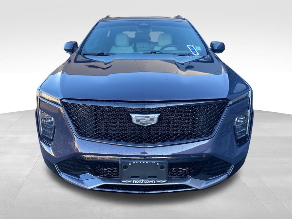 Used 2025 Cadillac XT4 Sport image 14