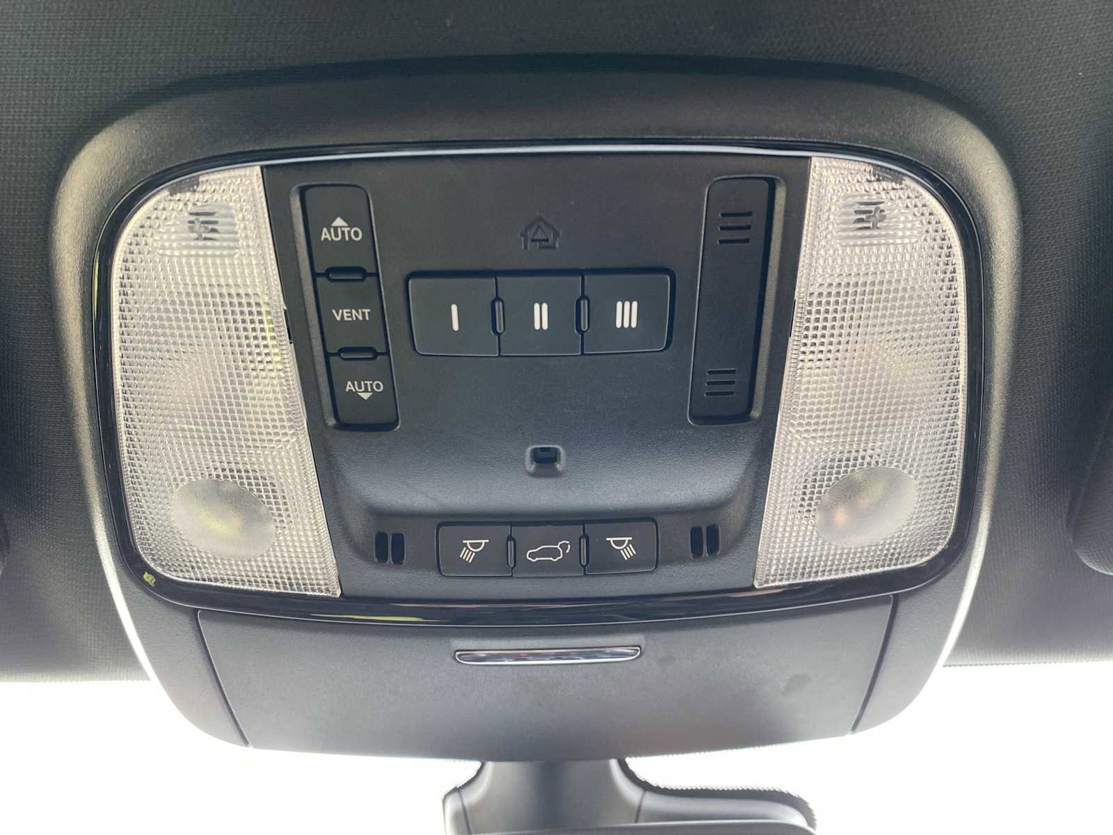 Certified 2023 Dodge Durango GT image 26
