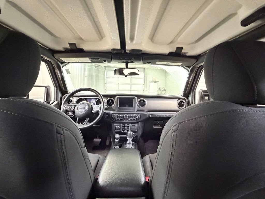 Used 2018 Jeep Wrangler Unlimited Sport S AWD/4WD image 22