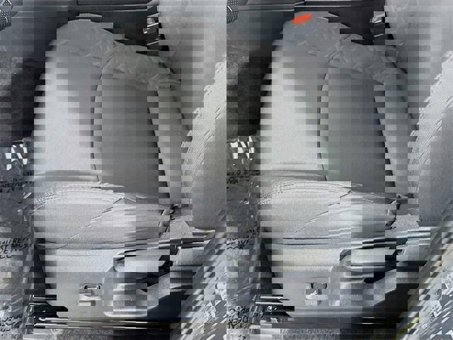 Certified 2025 Toyota Tacoma SR image 18