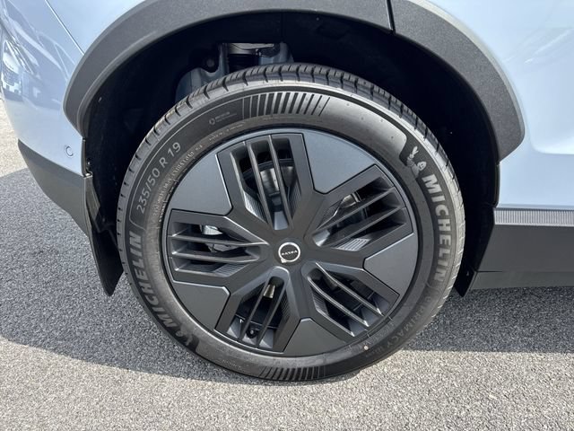New 2026 Volvo EX30 Cross Country Ultra w/ Protection Package Premier AWD/4WD image 32