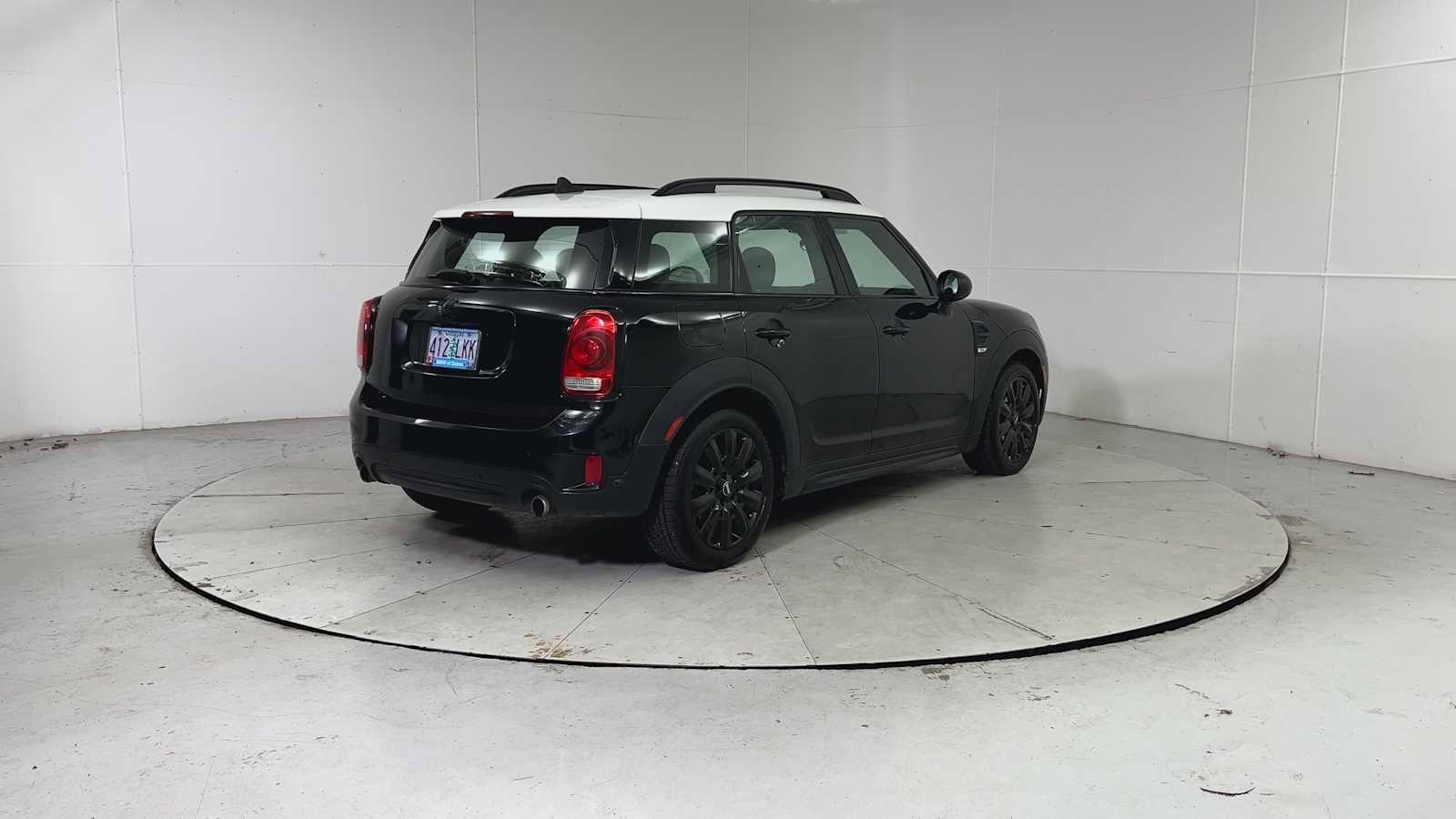 Used 2019 MINI Cooper Countryman S w/ Yin Yang Edition image 2