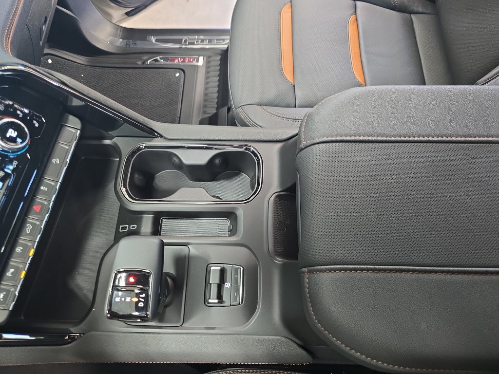 New 2026 GMC Sierra 1500 AT4 w/ AT4 Premium Package AWD/4WD image 23