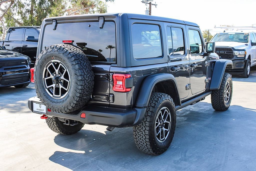 New 2026 Jeep Wrangler Unlimited Rubicon w/ Steel Bumper Group AWD/4WD image 9
