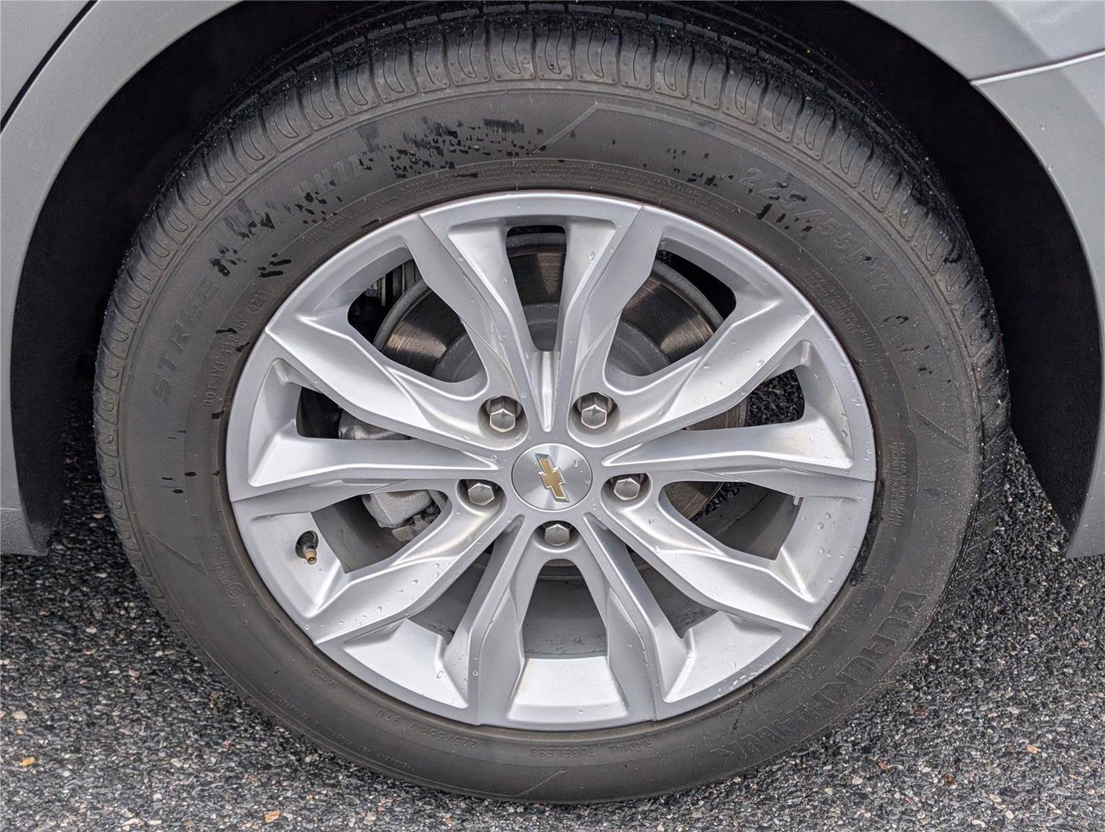 Used 2024 Chevrolet Malibu LT image 11