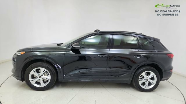 Used 2025 Audi Q6 e-tron Premium w/ Convenience Package RWD image 10