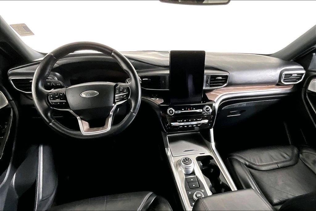 Used 2021 Ford Explorer Platinum w/ Equipment Group 601A image 15