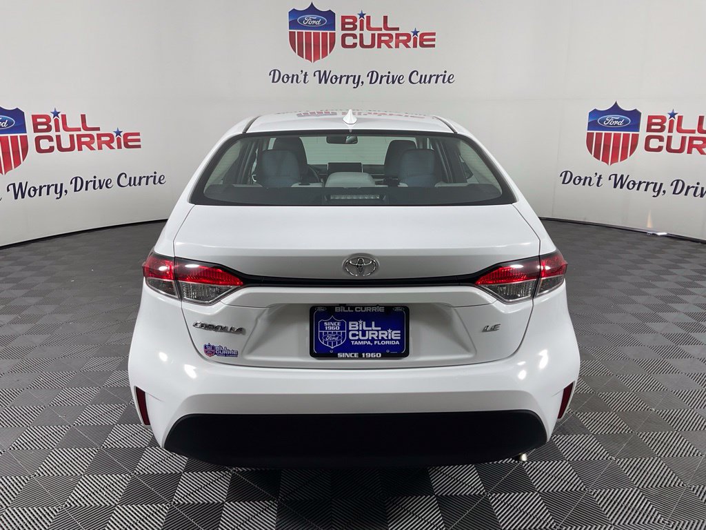 Used 2024 Toyota Corolla LE FWD image 4