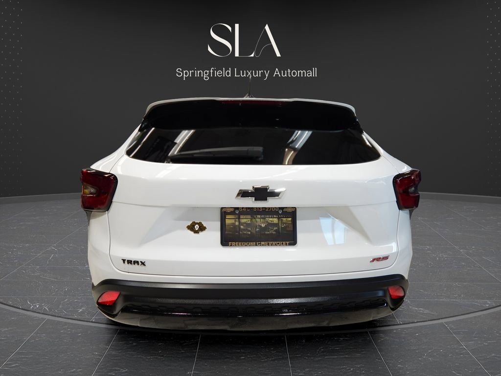 Used 2026 Chevrolet Trax RS w/ Driver Confidence Package image 6