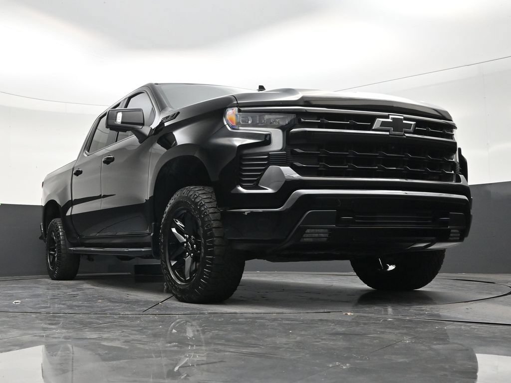Used 2023 Chevrolet Silverado 1500 LT Trail Boss w/ LT Trail Boss Premium Package AWD/4WD image 27
