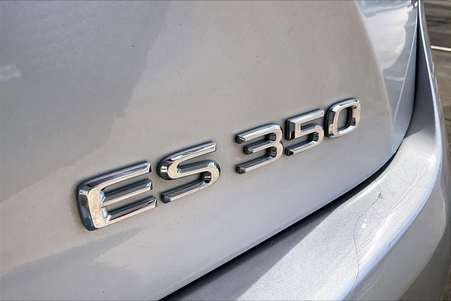 Used 2013 Lexus ES 350 w/ Luxury Pkg FWD image 30
