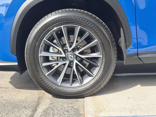Used 2024 Lexus NX 350h AWD image 9
