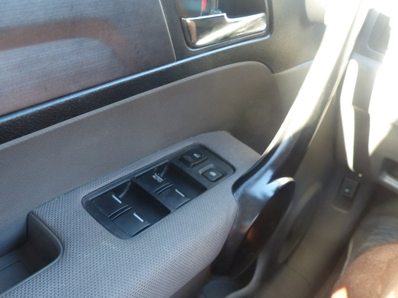 Used 2009 Honda CR-V LX image 23