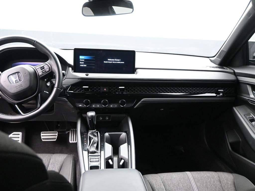 Used 2023 Honda Accord Sport image 13