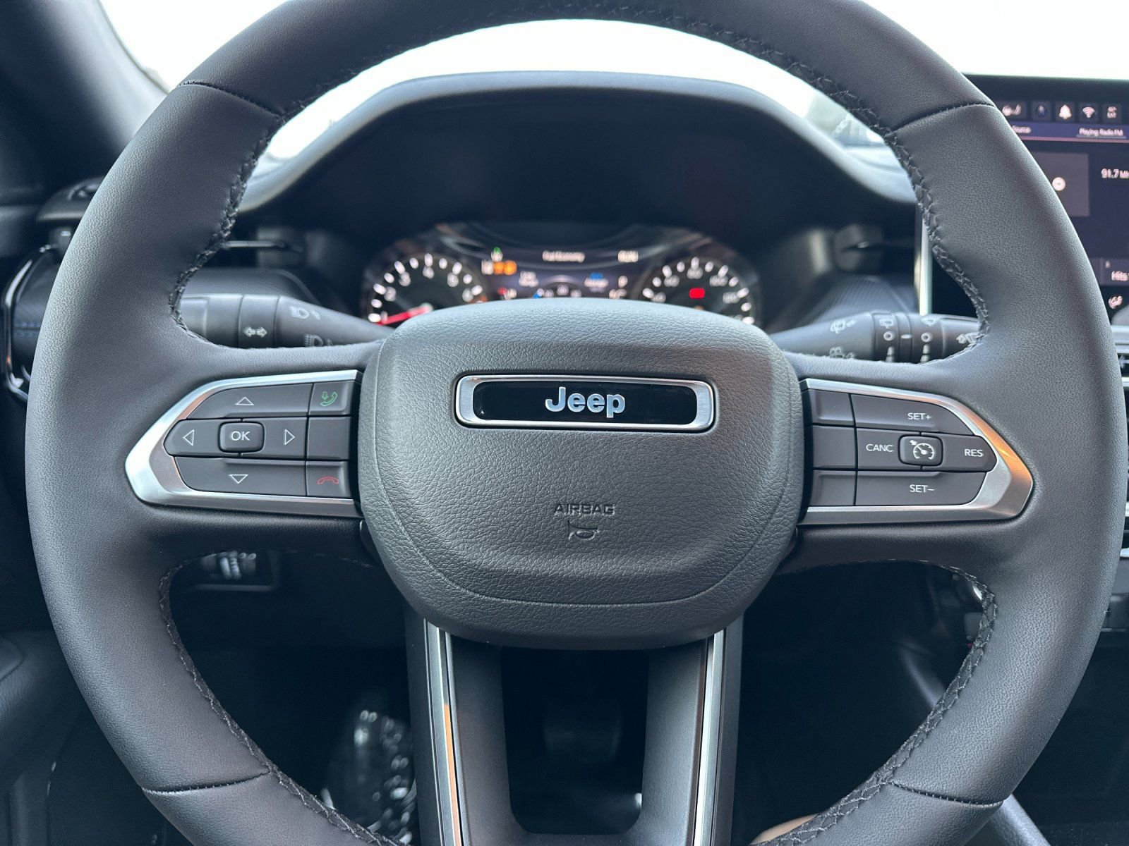 New 2026 Jeep Compass Latitude AWD/4WD image 22