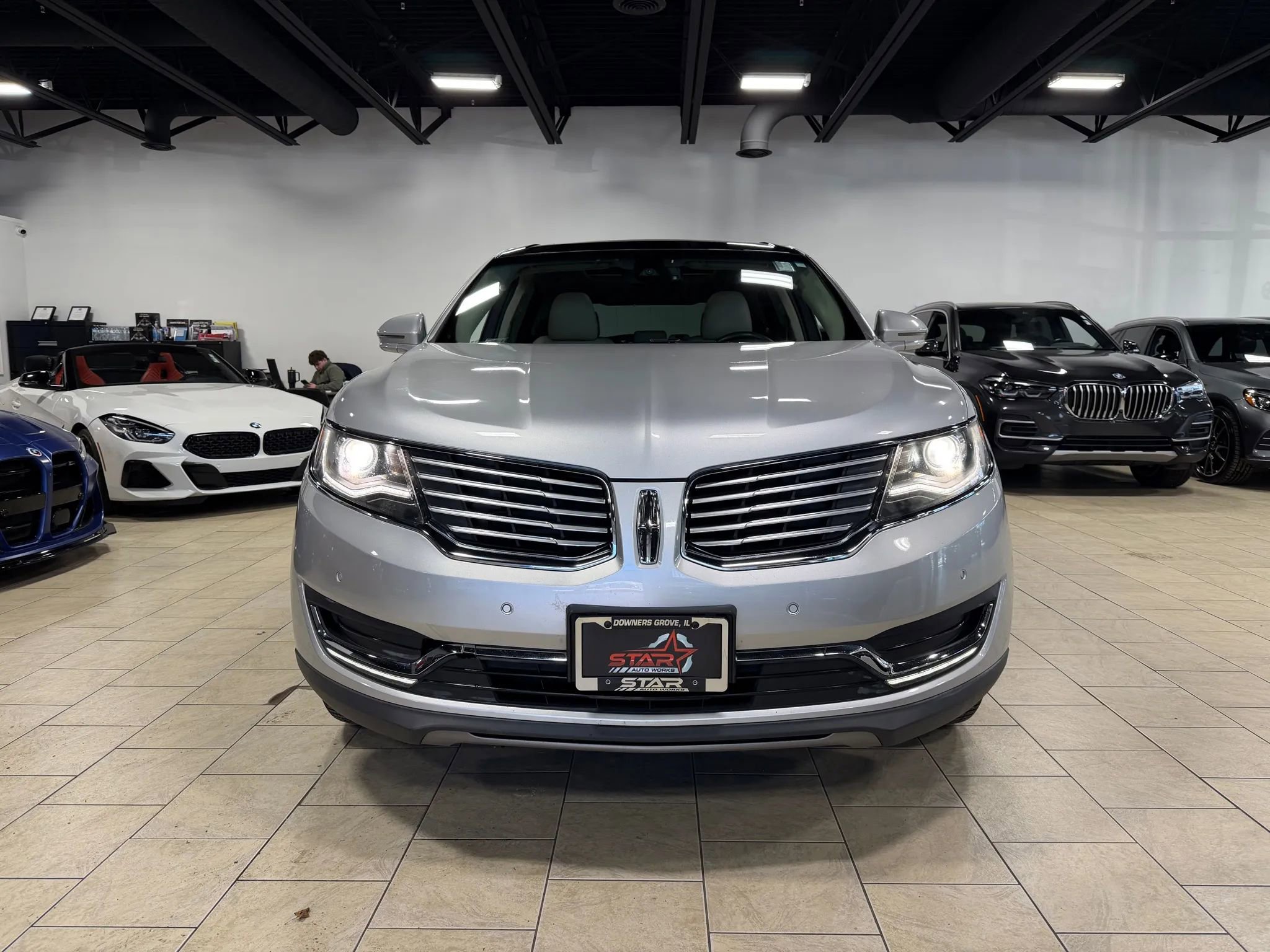 Used 2016 Lincoln MKX Reserve w/ Technology Package image 10