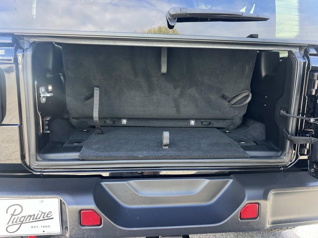 Used 2020 Jeep Wrangler Rubicon image 16