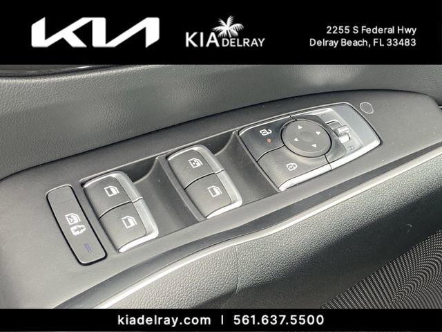 New 2026 Kia Sorento S w/ S Panoramic Sunroof Package FWD image 16