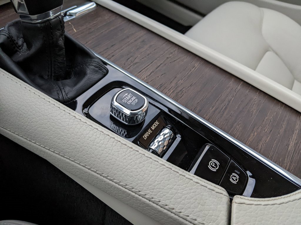 Used 2021 Volvo V90 T6 Cross Country w/ Climate Package image 20