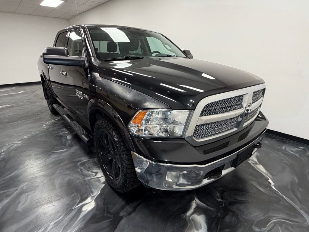 Used 2018 RAM 1500 SLT image 17