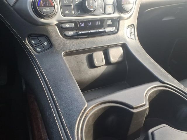 Used 2018 GMC Yukon SLT w/ Premium Edition image 19