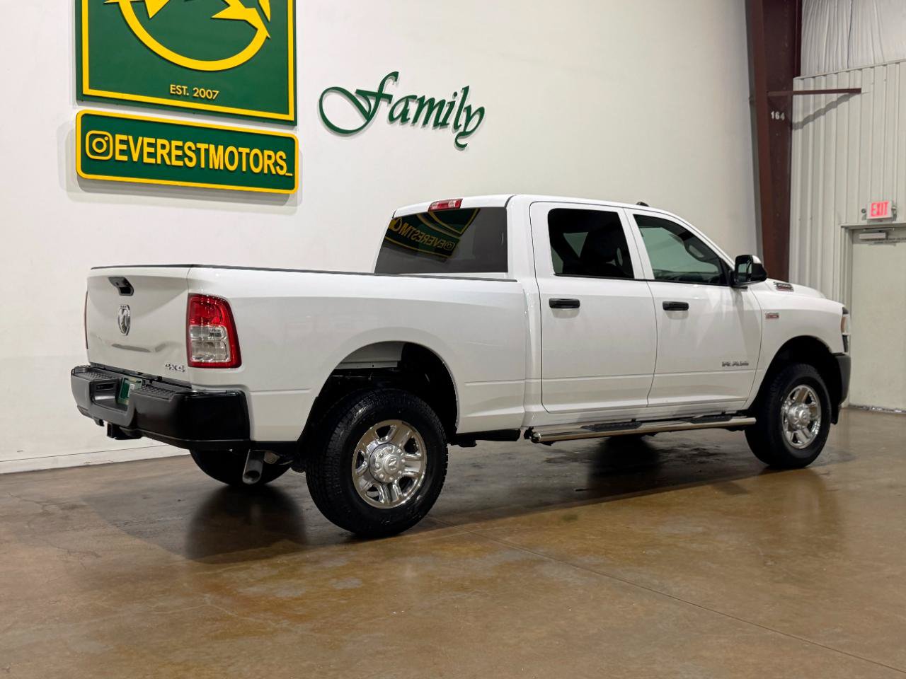 Used 2022 RAM 2500 Tradesman AWD/4WD image 8