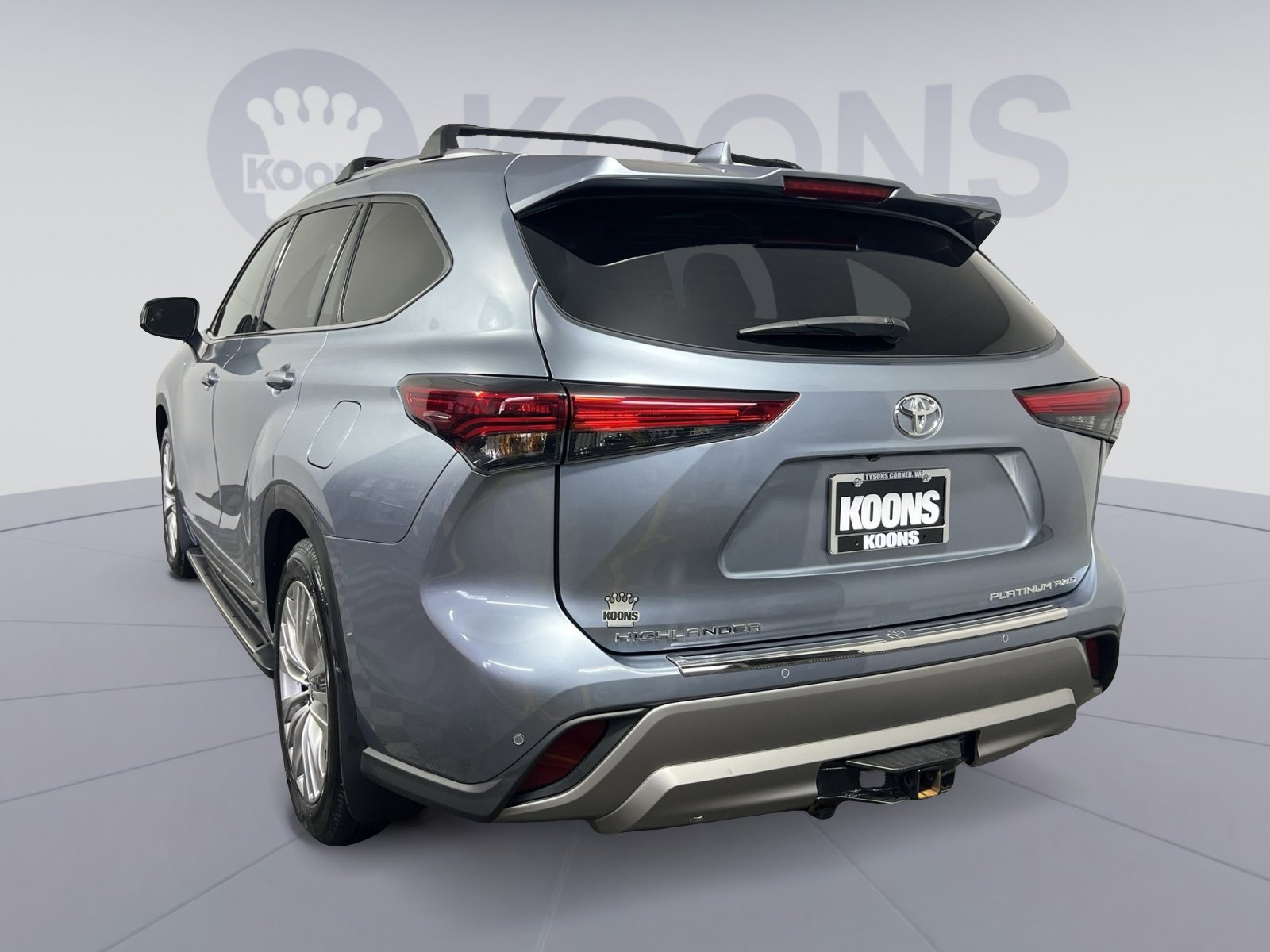 Used 2022 Toyota Highlander Platinum image 4