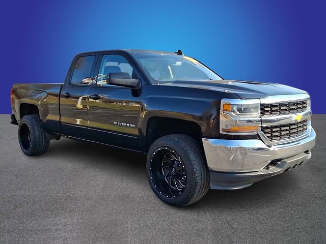 Used 2018 Chevrolet Silverado 1500 LT image 3