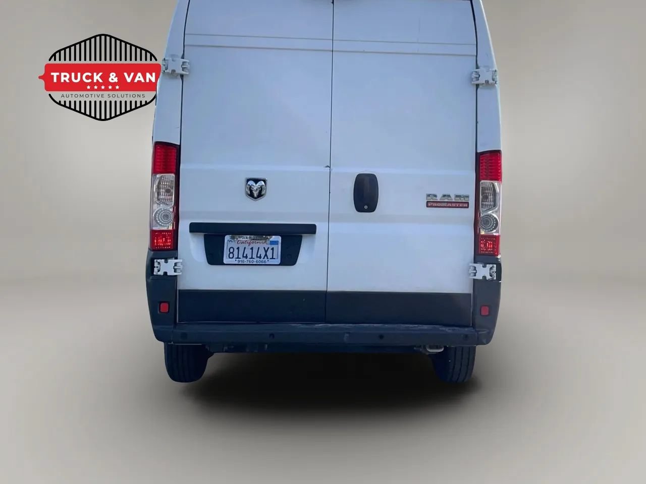 Used 2015 RAM ProMaster 2500 w/ Interior Convenience Group FWD image 3