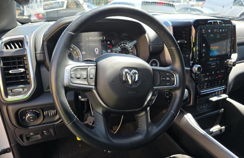 Used 2023 RAM 1500 Laramie AWD/4WD image 10