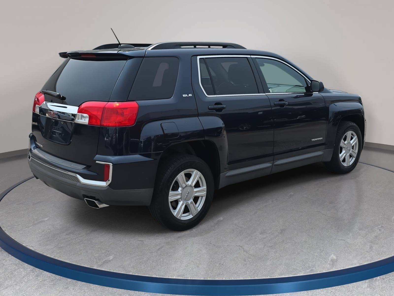 Used 2016 GMC Terrain SLE w/ Convenience Package FWD image 5