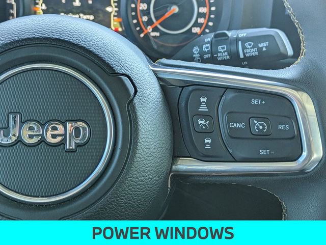 Used 2025 Jeep Wrangler Sahara image 19